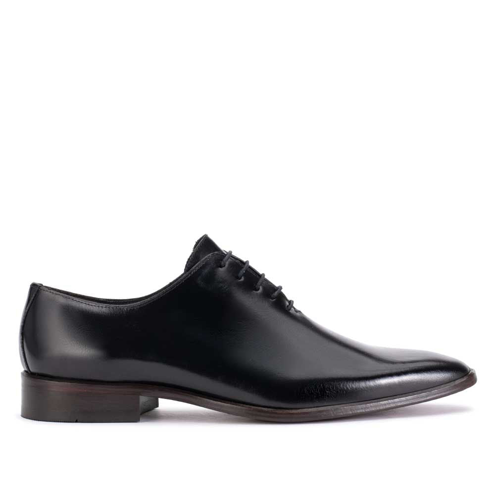 Sapato Masculino Social Oxford Wholecut Fascar Preto em Couro