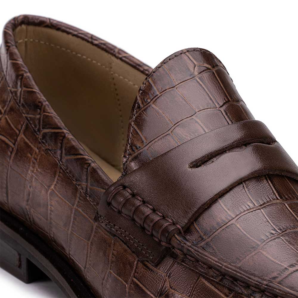 Mocassim Feminino Fascar Marrom Salto Baixo Em Couro