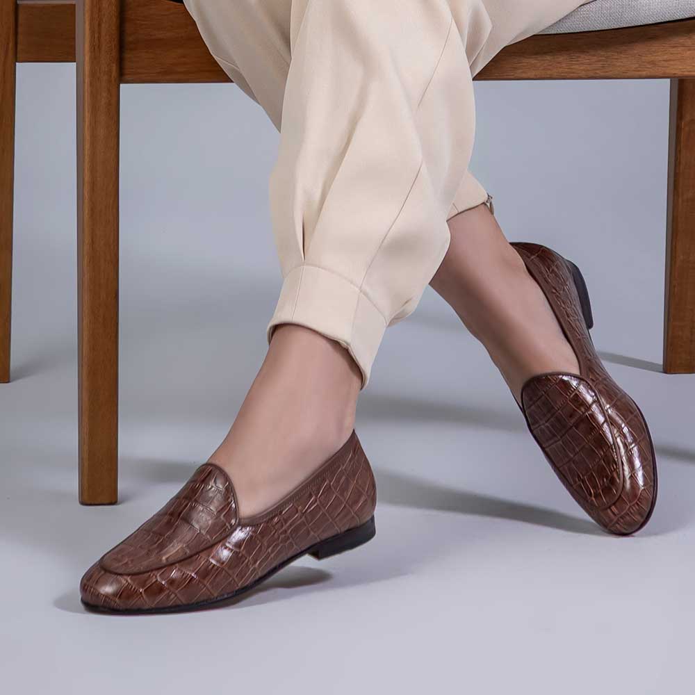 Mocassim Feminino Fascar Marrom Salto Baixo Em Couro