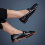 Mocassim Feminino Fascar Preto Salto Baixo Em Couro