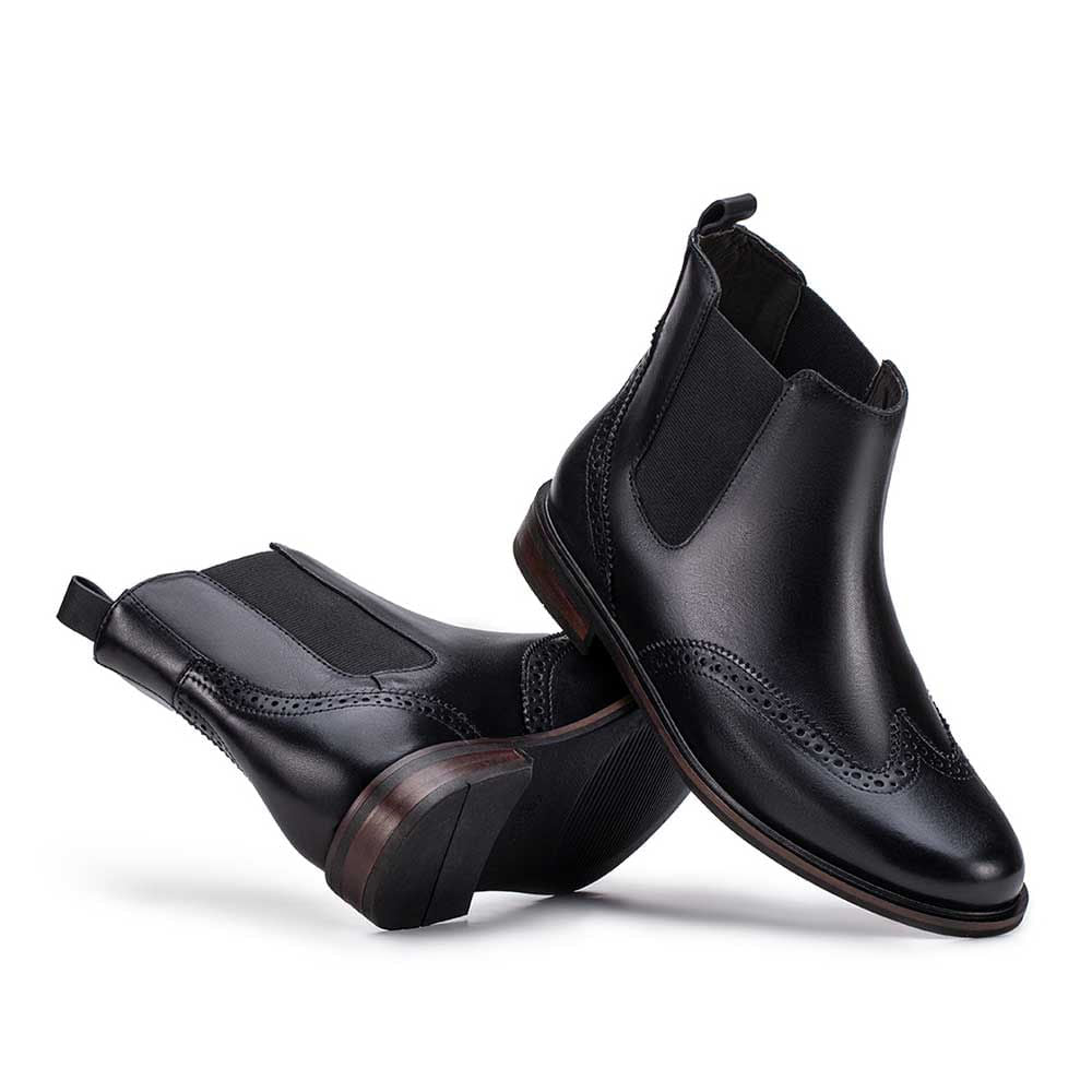 Bota Feminina Fascar Preta Salto Baixo Em Couro