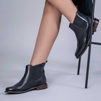 Bota Feminina Fascar Preta Salto Baixo Em Couro