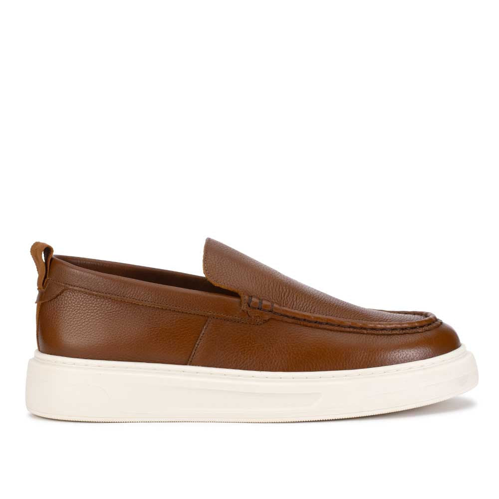 Tênis Masculino Casual Slip-On Fascar Marrom em Couro