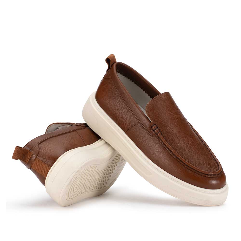 Tênis Masculino Casual Slip-On Fascar Marrom em Couro