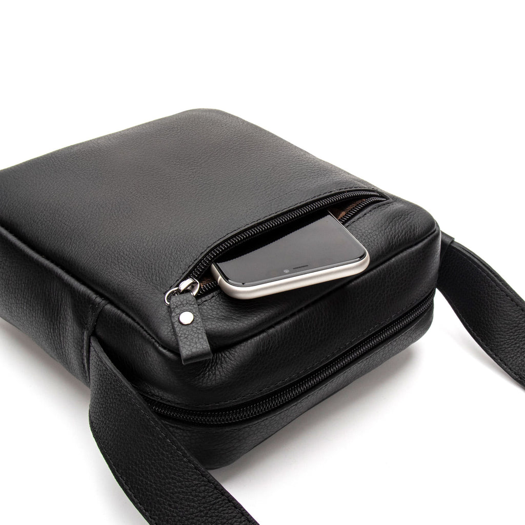 Bolsa Masculina Shoulder Bag Fascar Preta em Couro
