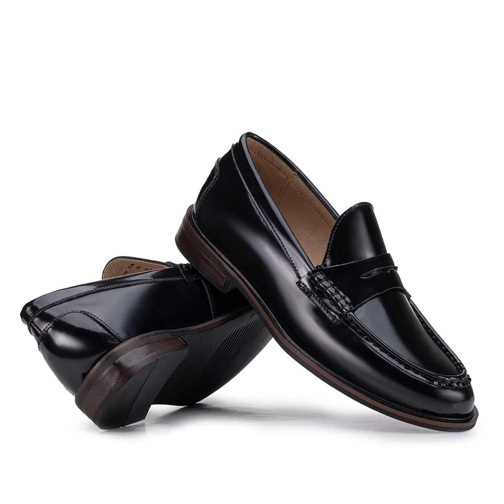 Mocassim Feminino Fascar Preto Salto Baixo Em Couro